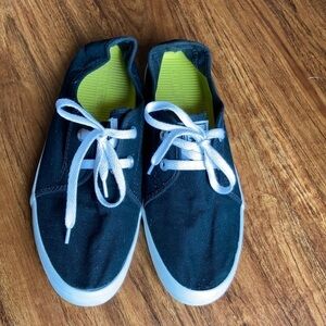 Converse all star sneakers black and white unisex size 8 9.5